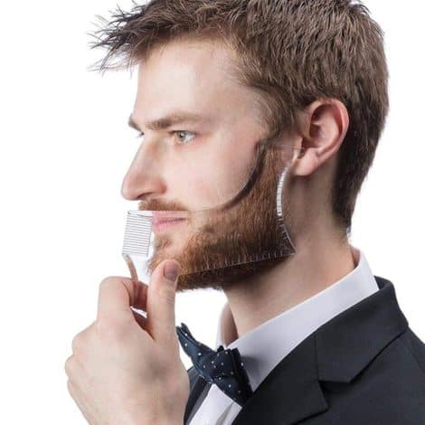 Pochoir de Barbe NewChiChi pour Hommes, pour une Barbe et une Moustache stylées et symétriques.