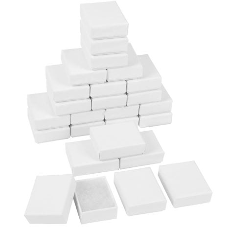 Coffret à Bijoux en Carton Blanc (Lot de 25) – Dimensions : L5,7 x l4,5 x H2,1 cm – Coffret de Présentation pour Colliers, Boucles d’Oreilles, Bracelets et Bagues, avec Doublure en Coton.