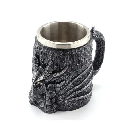 Tasse Viking en matières résistantes et durable, idéale pour les occasions festives comme Halloween.