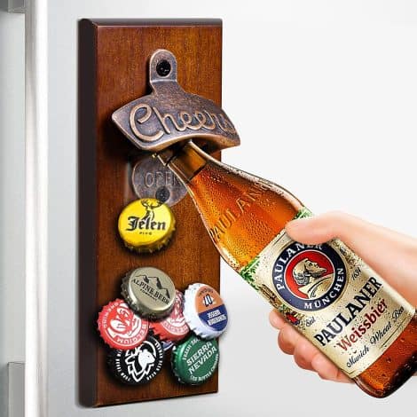 Décapsuleur magnétique en bois pour accrocher au mur, cadeau unique pour les amateurs de bière. Parfait pour anniversaires ou naissances.