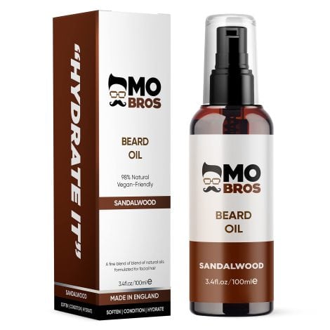 Huile pour barbe Mo Bro’s | Format 100ml | Bio | Adoucit et soigne la barbe | Idéal pour les hommes | Parfait cadeau (Bois de Santal, 100ml)