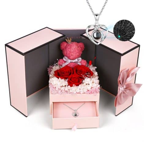 Roses préservées avec Collier Je t’aime Boîte de Roses éternelles. Cadeau pour occasions spéciales.