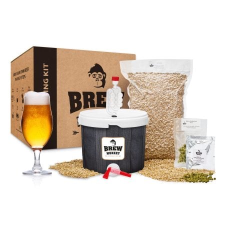 Kit de brassage de bière blonde Brew Monkey® : fabriquez votre bière à la maison en toute simplicité. L’occasion parfaite pour offrir un cadeau unique à un homme pour Noël.