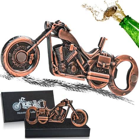 Décapsuleur moto magnétique : un cadeau original pour les amateurs de bière passionnés de moto.