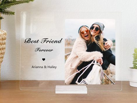 Cadeau spécial pour ta meilleure amie, une plaque en acrylique transparent personnalisée, idéale pour un anniversaire Galentine.