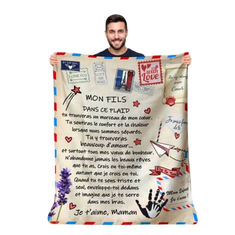 Couverture personnalisée en douceur Zinello Design pour faire plaisir à son fils de la part de maman. Cadeau original pour anniversaire, Noël, fête des pères, mariage, décoration maison et canapé.