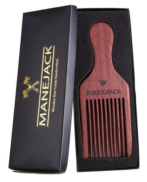 ManeJACK – Des peignes en bois spécialement conçus pour les barbes afro masculines.
