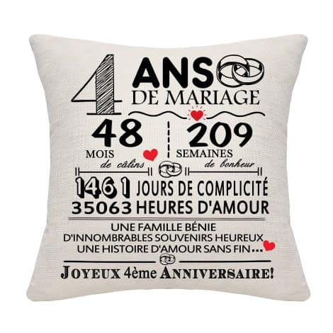 Coussin 4e Anniversaire de Mariage Bommex Cadeau Déco pour Couples, Parents, Amis -Parfait pour Mari, Femme, Femme, Homme, Papa, Mamie, Papy, Tati, Oncle (4e Anniversaire)